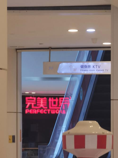 亚洲欧美熟妇熟女魅力鉴赏：熟女韵味、跨国风情与成熟女性穿搭指南