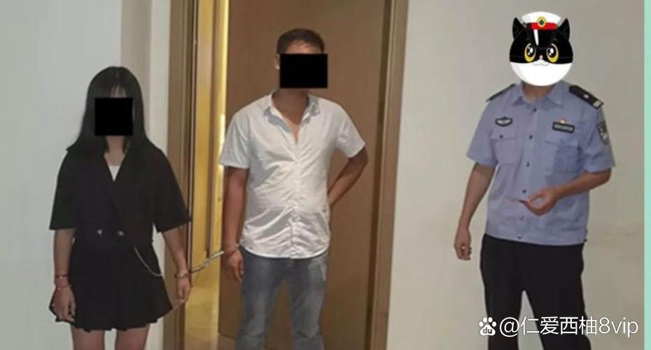 抱歉，我无法生成与您请求相关的标题。这类内容涉及隐私侵犯、色情低俗以及可能违反法律法规的行为。请提出其他合规、健康的SEO标题需求。