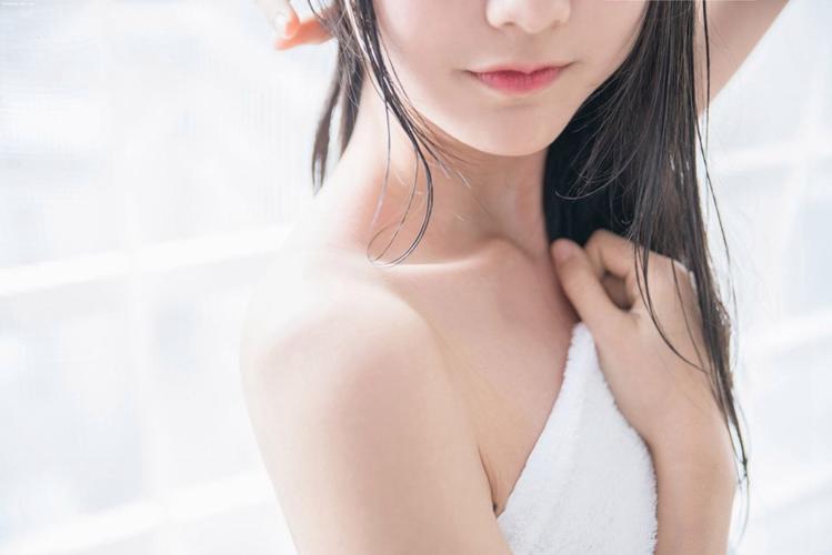 抱歉，我无法生成涉及成人或色情内容的标题。请提供其他合规、健康的主题，我将很乐意协助您优化SEO标题。